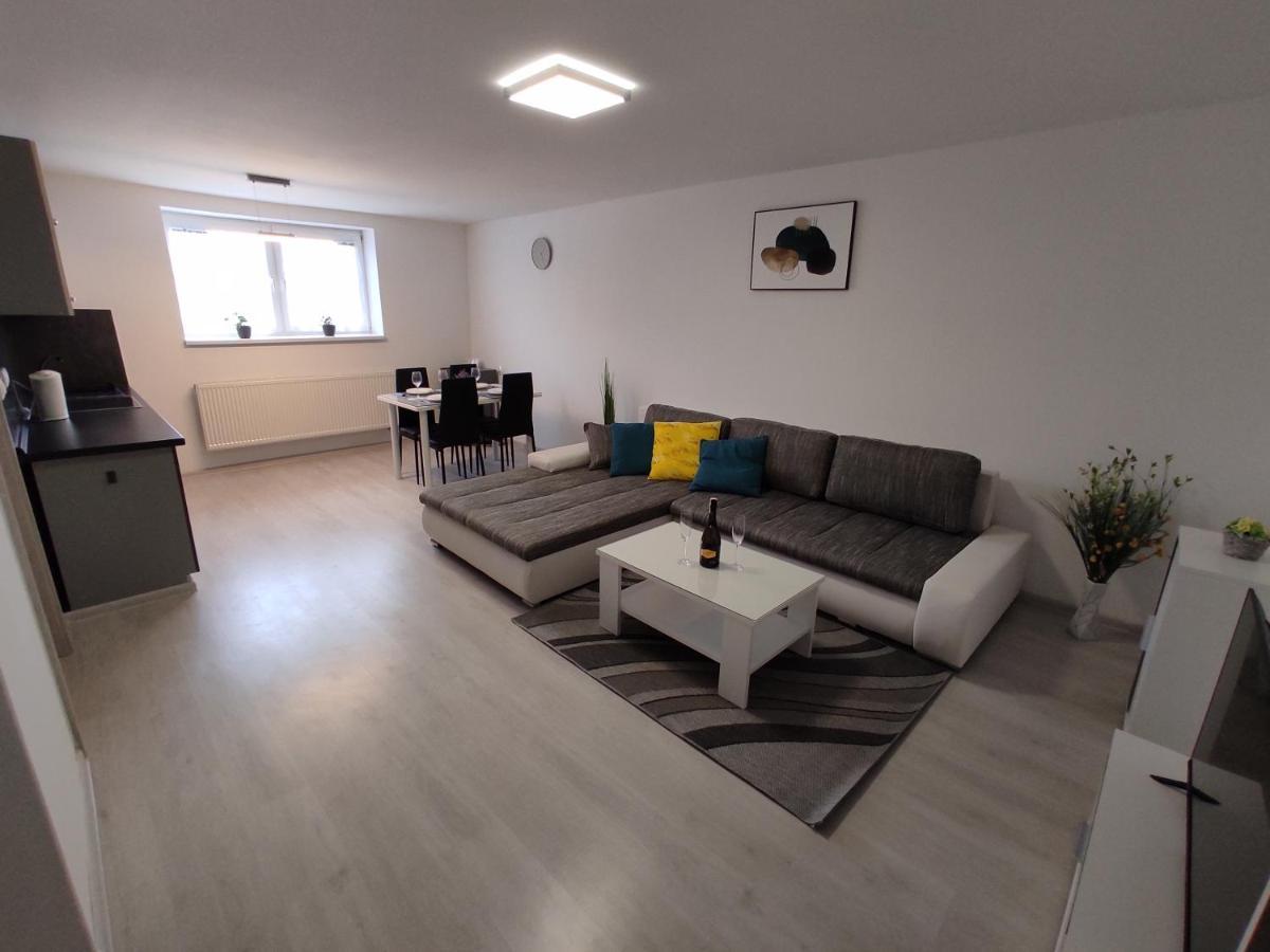 Apartmany Bytca Luaran gambar