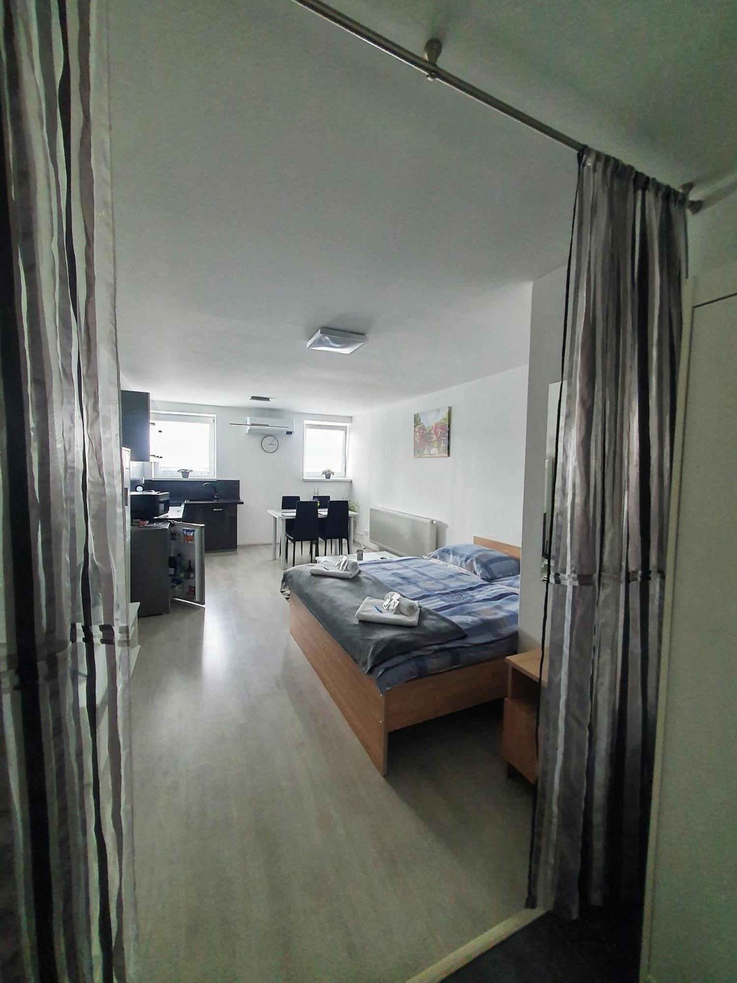 Apartmany Bytca Luaran gambar